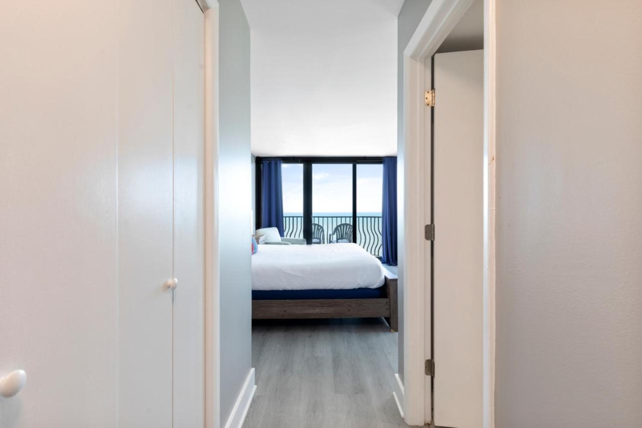 Oceanfront Penthouse, Two-Story, 3 Bedrooms Миртл-Бич Экстерьер фото